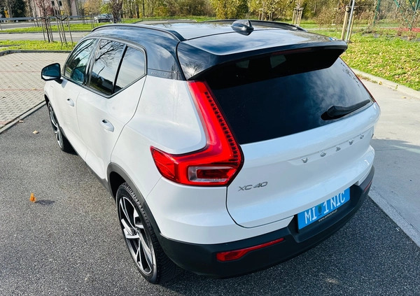 Volvo XC 40 cena 139900 przebieg: 38000, rok produkcji 2020 z Prusice małe 781